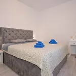 Appartamento Ami Strozanac *