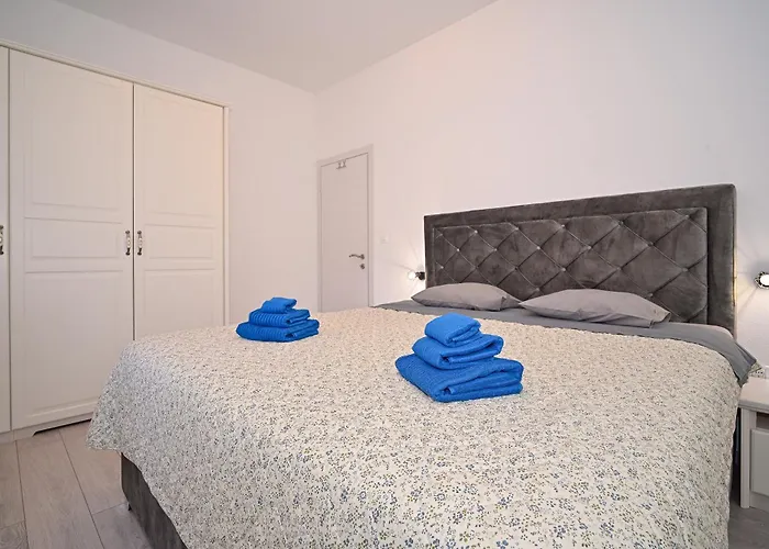 Апартаменты Ami Strozanac Подстрана