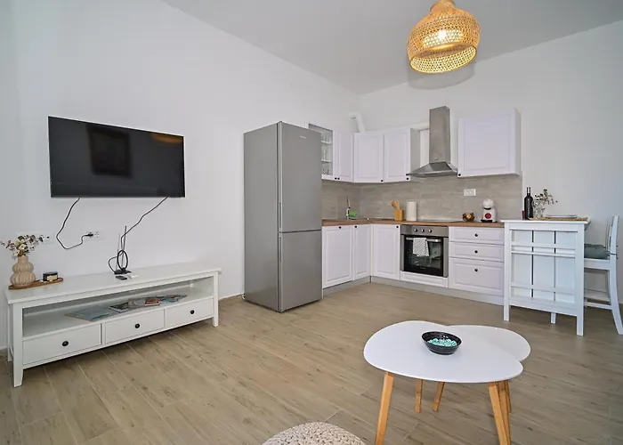 Апартаменты Ami Strozanac Подстрана