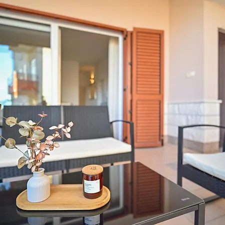 Ami Strozanac Apartment